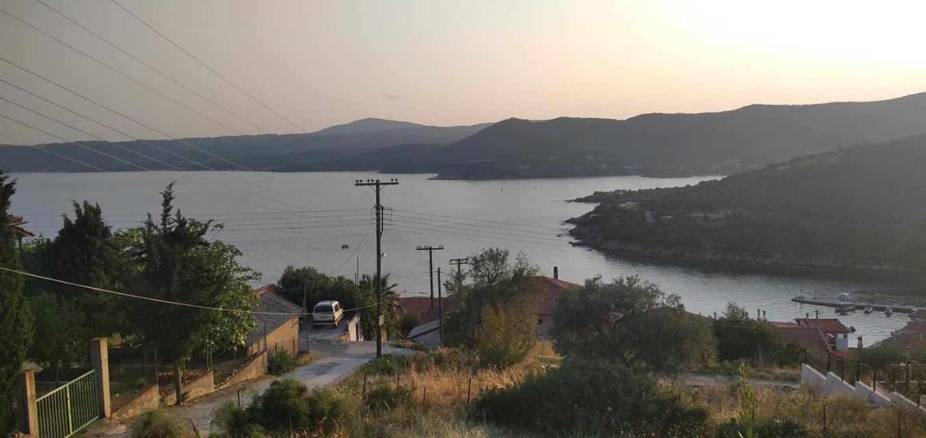 Art Hotel Panorama Pirgadikia Exterior foto