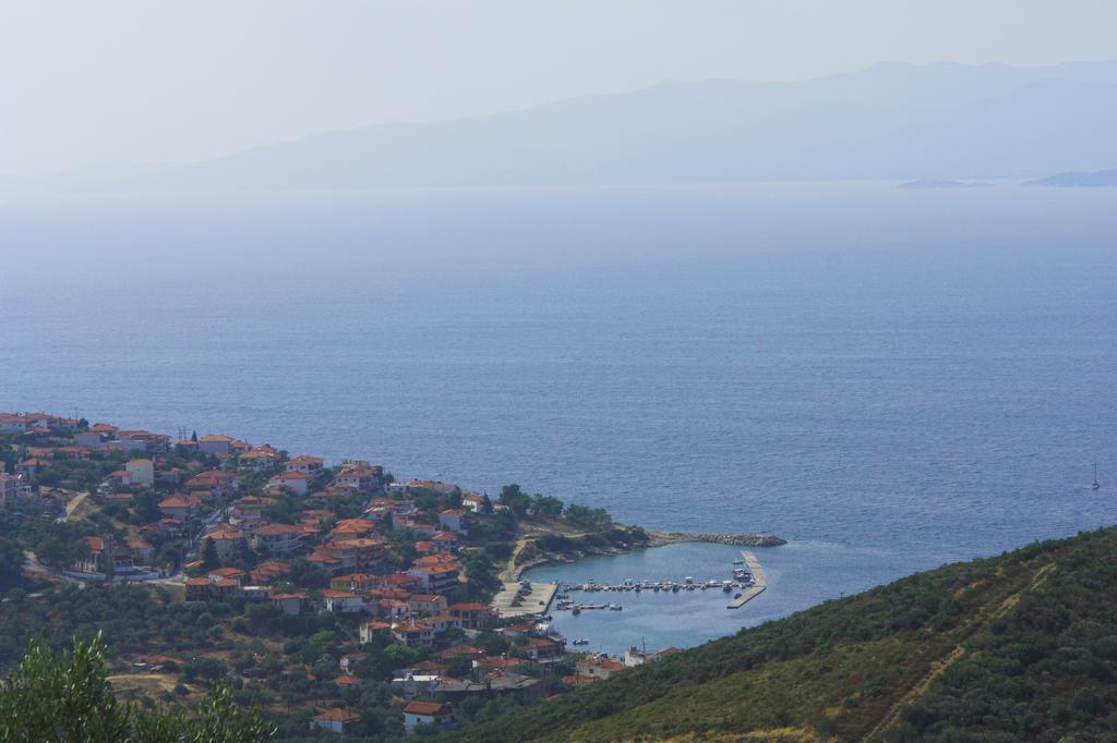 Art Hotel Panorama Pirgadikia Exterior foto